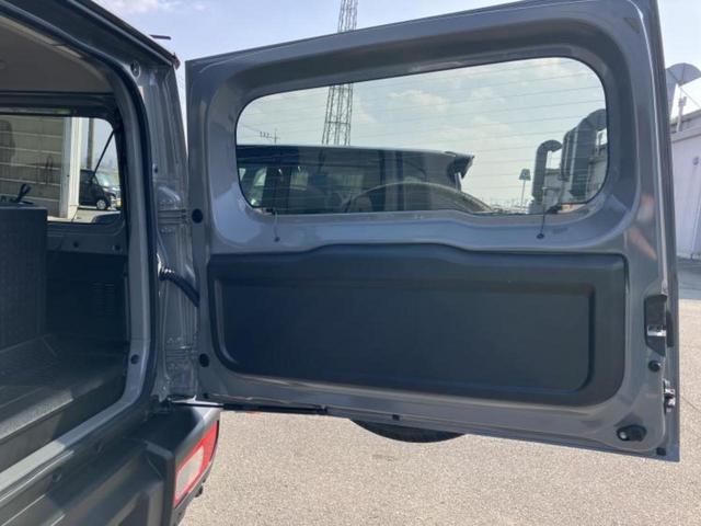 ジムニー ４ＷＤ　ＸＣ　保証書／衝突安全装置／シートヒーター　前席／車線逸脱防止支援システム／ヘッドランプ　ＬＥＤ／ＡＢＳ／横滑り防止装置／禁煙車／エアバッグ　運転席／エアバッグ　助手席／エアバッグ　サイド　ワンオーナー（22枚目）