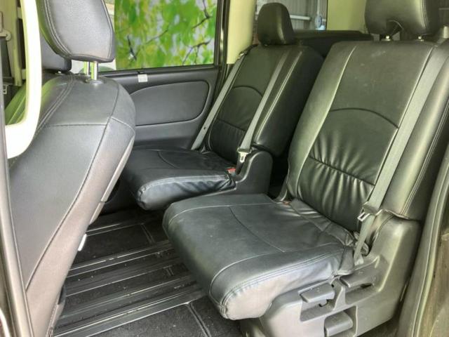 セレナ ハイウェイスターＶセレクション　新品タイヤ／保証書／純正　９インチ　ＳＤナビ／後席モニター　純正　９インチ／衝突安全装置／両側電動スライドドア／アラウンドビューモニター／車線逸脱防止支援システム／ドライブレコーダー　社外　ＤＶＤ再生（8枚目）