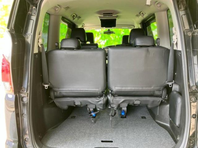 セレナ ハイウェイスターＶセレクション　新品タイヤ／保証書／純正　９インチ　ＳＤナビ／後席モニター　純正　９インチ／衝突安全装置／両側電動スライドドア／アラウンドビューモニター／車線逸脱防止支援システム／ドライブレコーダー　社外　ＤＶＤ再生（20枚目）