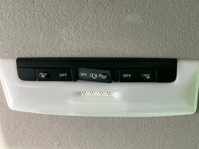 セレナ ハイウェイスターＶセレクション　新品タイヤ／保証書／純正　９インチ　ＳＤナビ／後席モニター　純正　９インチ／衝突安全装置／両側電動スライドドア／アラウンドビューモニター／車線逸脱防止支援システム／ドライブレコーダー　社外　ＤＶＤ再生（28枚目）