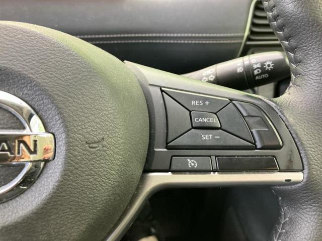 セレナ ハイウェイスターＶセレクション　新品タイヤ／保証書／純正　９インチ　ＳＤナビ／後席モニター　純正　９インチ／衝突安全装置／両側電動スライドドア／アラウンドビューモニター／車線逸脱防止支援システム／ドライブレコーダー　社外　ＤＶＤ再生（36枚目）