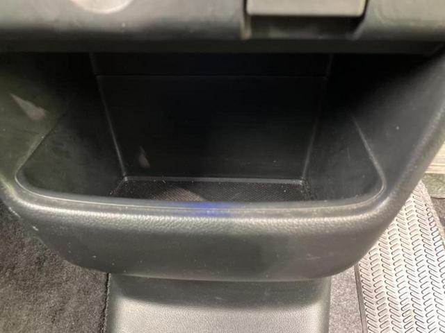 Ｎ－ＢＯＸカスタム Ｇ・Ｌパッケージ　新品タイヤ／保証書／社外　８インチ　ＳＤナビ／両側電動スライドドア／ヘッドランプ　ＨＩＤ／Ｂｌｕｅｔｏｏｔｈ接続／ＥＴＣ／ＥＢＤ付ＡＢＳ／横滑り防止装置／アイドリングストップ／バックモニター（34枚目）