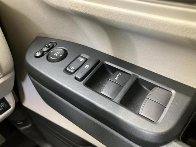 Ｎ－ＢＯＸ ヒョウジュン　保証書／ホンダセンシング／電動スライドドア／ヘッドランプ　ＬＥＤ／ＥＢＤ付ＡＢＳ／アイドリングストップ／禁煙車／エアバッグ　助手席／エアバッグ　サイド／パワーウインドウ／エンジンスタートボタン（30枚目）