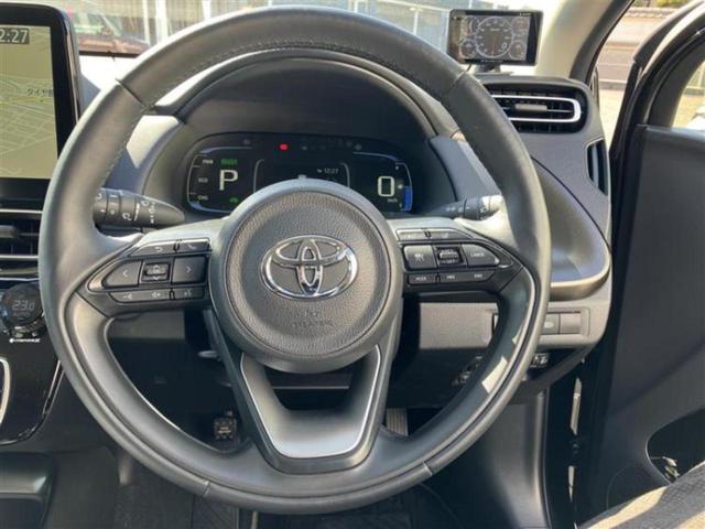 アクア Ｚ　新品タイヤ／保証書／純正　１０インチ　ナビ／トヨタセーフティセンス／シートヒーター　前席／パノラミックビューモニター／車線逸脱防止支援システム／シート　ハーフレザー／ドライブレコーダー　社外　ドラレコ（8枚目）