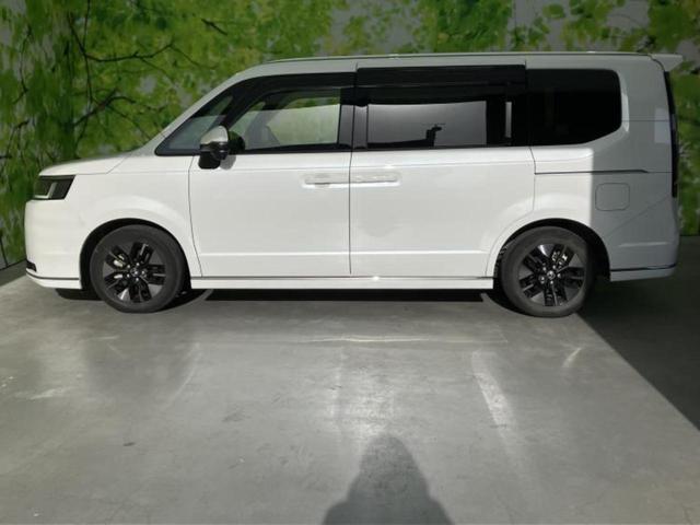 ステップワゴン ｅＨＥＶスパーダ　新品タイヤ／純正　１１インチ　ＳＤナビ／フリップダウンモニター　純正　１５．６インチ／ホンダセンシング／両側電動スライドドア／シートヒーター／マルチビューカメラシステム／車線逸脱防止支援システム（2枚目）