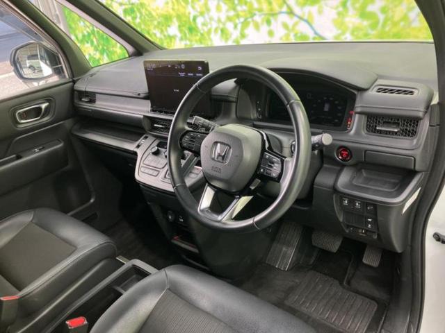 ステップワゴン ｅＨＥＶスパーダ　新品タイヤ／純正　１１インチ　ＳＤナビ／フリップダウンモニター　純正　１５．６インチ／ホンダセンシング／両側電動スライドドア／シートヒーター／マルチビューカメラシステム／車線逸脱防止支援システム（4枚目）