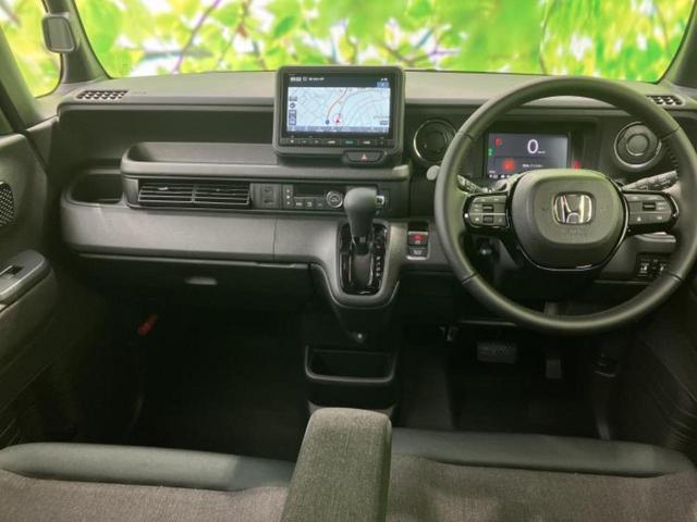 N-BOXカスタム ブラックスタイル 純正 8インチ ナビ/ホンダセンシング/両側電動スライドドア/シートヒーター 前席/車線逸脱防止支援システム/登録済未使用車/ヘッドランプ LED/Bluetooth接続/バックモニター バックカメラ(4枚目)