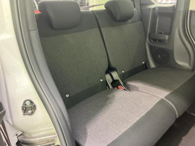 N-BOXカスタム ブラックスタイル 保証書/純正 8インチ ナビ/ホンダセンシング/両側電動スライドドア/シートヒーター 前席/車線逸脱防止支援システム/登録済未使用車/ヘッドランプ LED/Bluetooth接続/バックモニター(6枚目)