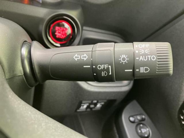 N-BOXカスタム ブラックスタイル 保証書/純正 8インチ ナビ/ホンダセンシング/両側電動スライドドア/シートヒーター 前席/車線逸脱防止支援システム/登録済未使用車/ヘッドランプ LED/Bluetooth接続/バックモニター(15枚目)