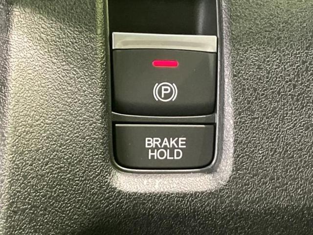 N-BOXカスタム ブラックスタイル 保証書/純正 8インチ ナビ/ホンダセンシング/両側電動スライドドア/シートヒーター 前席/車線逸脱防止支援システム/登録済未使用車/ヘッドランプ LED/Bluetooth接続/バックモニター(31枚目)