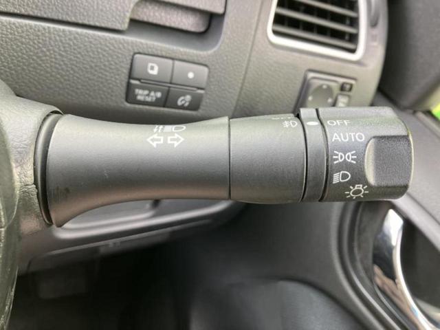 セレナ ハイウェイスターＶセレクションプラスセーフティ２ＨＶ　保証書／純正　８インチ　ＳＤナビ／フリップダウンモニター／エマージェンシーブレーキ／両側電動スライドドア／アラウンドビューモニター／車線逸脱防止支援システム／ドライブレコーダー　前後　全周囲カメラ（16枚目）