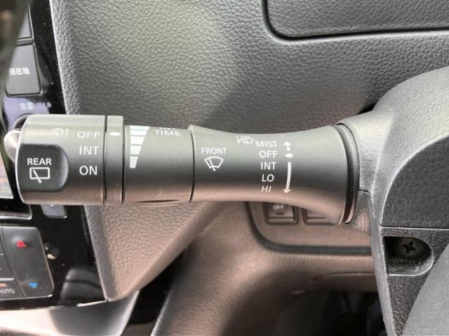 セレナ ハイウェイスターＶセレクションプラスセーフティ２ＨＶ　保証書／純正　８インチ　ＳＤナビ／フリップダウンモニター／エマージェンシーブレーキ／両側電動スライドドア／アラウンドビューモニター／車線逸脱防止支援システム／ドライブレコーダー　前後　全周囲カメラ（17枚目）