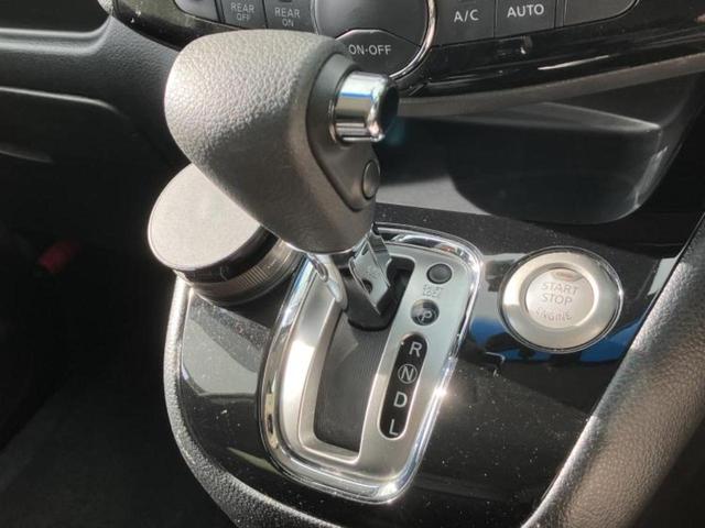 セレナ ハイウェイスターＶセレクションプラスセーフティ２ＨＶ　保証書／純正　８インチ　ＳＤナビ／フリップダウンモニター／エマージェンシーブレーキ／両側電動スライドドア／アラウンドビューモニター／車線逸脱防止支援システム／ドライブレコーダー　前後　全周囲カメラ（18枚目）