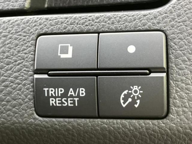 セレナ ハイウェイスターＶセレクションプラスセーフティ２ＨＶ　保証書／純正　８インチ　ＳＤナビ／フリップダウンモニター／エマージェンシーブレーキ／両側電動スライドドア／アラウンドビューモニター／車線逸脱防止支援システム／ドライブレコーダー　前後　全周囲カメラ（32枚目）