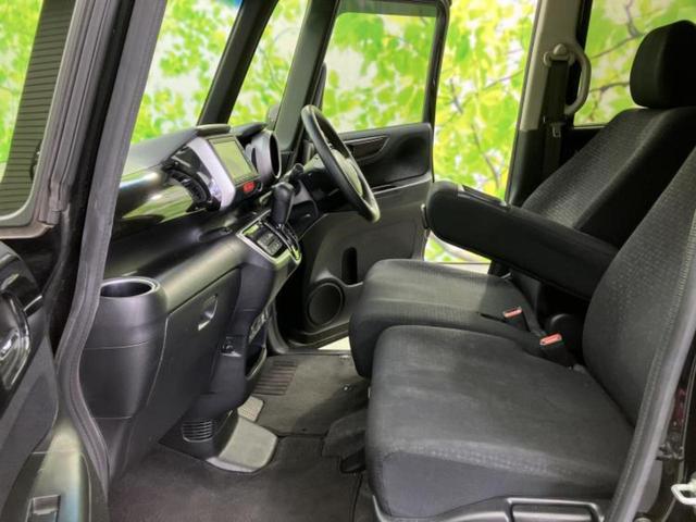 Ｎ－ＢＯＸカスタム ＳＳブラックスタイルパッケージ　新品タイヤ／純正　ＳＤナビ／両側電動スライドドア／シートヒーター　前席／ヘッドランプ　ＨＩＤ／Ｂｌｕｅｔｏｏｔｈ接続／ＥＴＣ／ＥＢＤ付ＡＢＳ／横滑り防止装置／アイドリングストップ／バックモニター（7枚目）