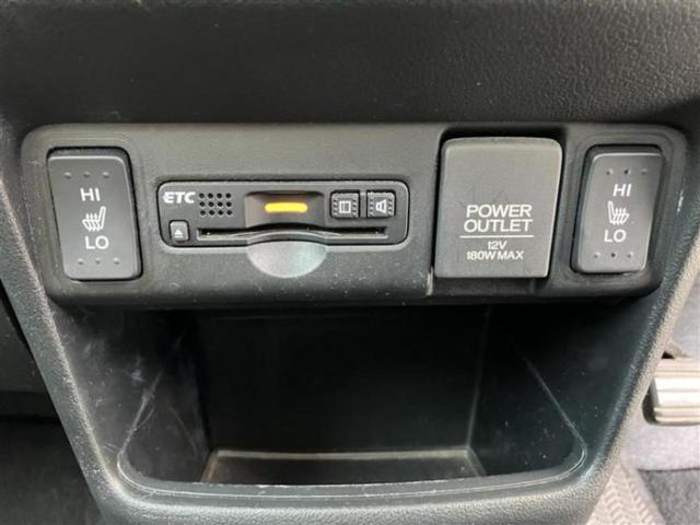 Ｎ－ＢＯＸカスタム ＳＳブラックスタイルパッケージ　新品タイヤ／純正　ＳＤナビ／両側電動スライドドア／シートヒーター　前席／ヘッドランプ　ＨＩＤ／Ｂｌｕｅｔｏｏｔｈ接続／ＥＴＣ／ＥＢＤ付ＡＢＳ／横滑り防止装置／アイドリングストップ／バックモニター（12枚目）