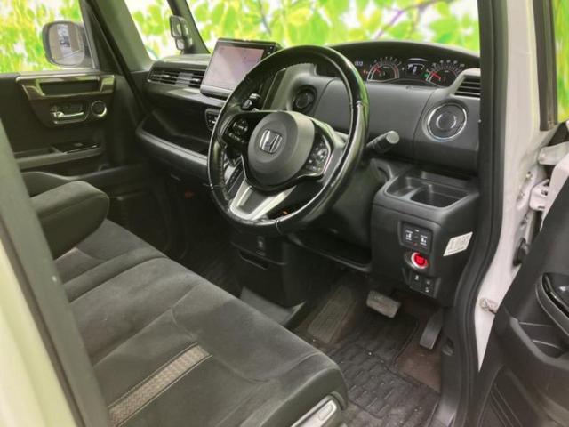 N-BOXカスタム G・Lホンダセンシング 新品タイヤ/保証書/純正 8インチ SDナビ/両側電動スライドドア/ドライブレコーダー 純正/ヘッドランプ LED/USBジャック/Bluetooth接続/ETC/EBD付ABS/横滑り防止装置(5枚目)