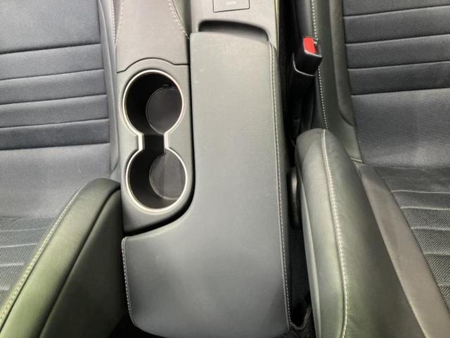 ＩＳ ＩＳ２００ｔ　Ｆスポーツ　サンルーフ／保証書／純正　ＳＤナビ／シートヒーター　前席／シート　ハーフレザー／ドライブレコーダー　前後／ヘッドランプ　ＬＥＤ／Ｂｌｕｅｔｏｏｔｈ接続／ＥＴＣ／ＥＢＤ付ＡＢＳ／横滑り防止装置　禁煙車（32枚目）