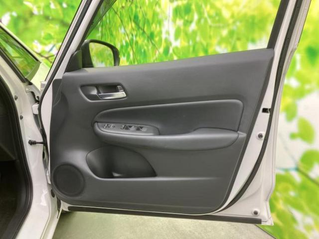 フィット ｅＨＥＶリュクス　保証書／純正　８インチ　ＳＤナビ／ホンダセンシング／シートヒーター　前席／車線逸脱防止支援システム／シート　ハーフレザー／ヘッドランプ　ＬＥＤ／Ｂｌｕｅｔｏｏｔｈ接続／ＥＴＣ／ＥＢＤ付ＡＢＳ（22枚目）