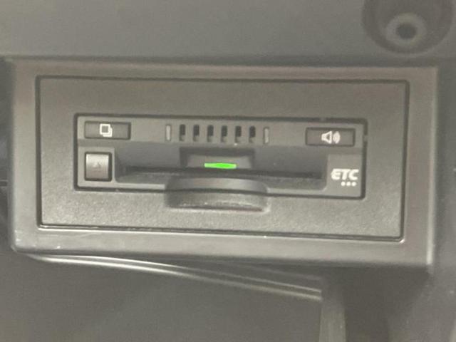 ランドクルーザープラド ４ＷＤ　ＴＸ　Ｌパッケージ７０ｔｈアニバーサリーＬｔｄ　新品タイヤ／サンルーフ／保証書／純正　９インチ　ＳＤナビ／トヨタセーフティセンス／シートヒーター　前席／車線逸脱防止支援システム／シート　フルレザー／ヘッドランプ　ＬＥＤ／Ｂｌｕｅｔｏｏｔｈ接続（18枚目）