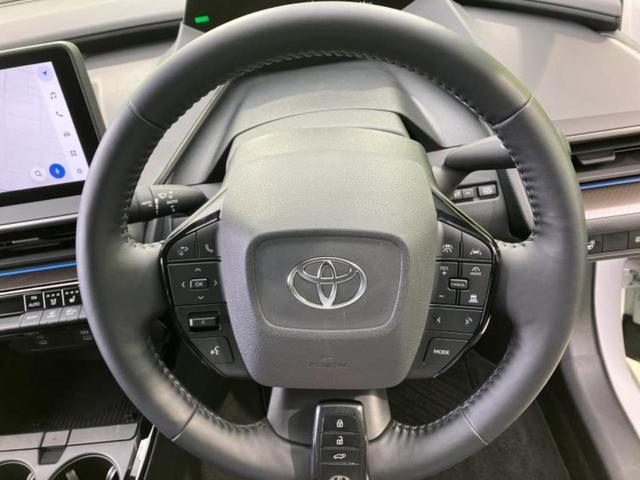 プリウス Ｚ　ガラスルーフ／保証書／ディスプレイオーディオ／デジタルインナーミラー／トヨタセーフティセンス／エアーシート　前席／全方位モニター／車線逸脱防止支援システム／シート　合皮　衝突被害軽減システム　ドラレコ（16枚目）