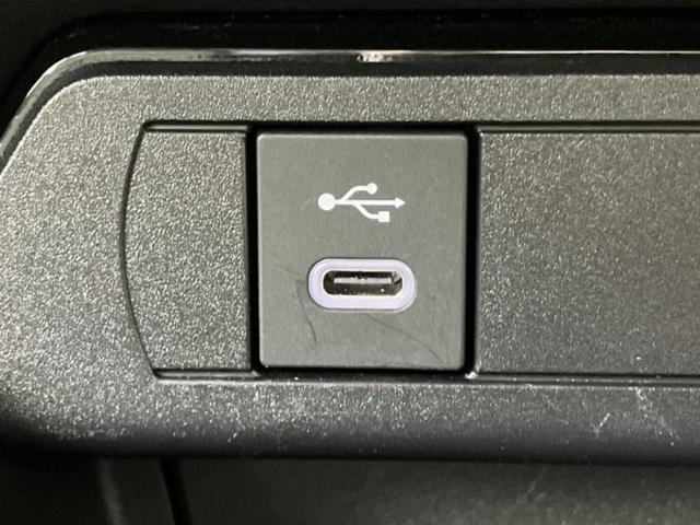 プリウス Ｚ　ガラスルーフ／保証書／ディスプレイオーディオ／デジタルインナーミラー／トヨタセーフティセンス／エアーシート　前席／全方位モニター／車線逸脱防止支援システム／シート　合皮　衝突被害軽減システム　ドラレコ（42枚目）