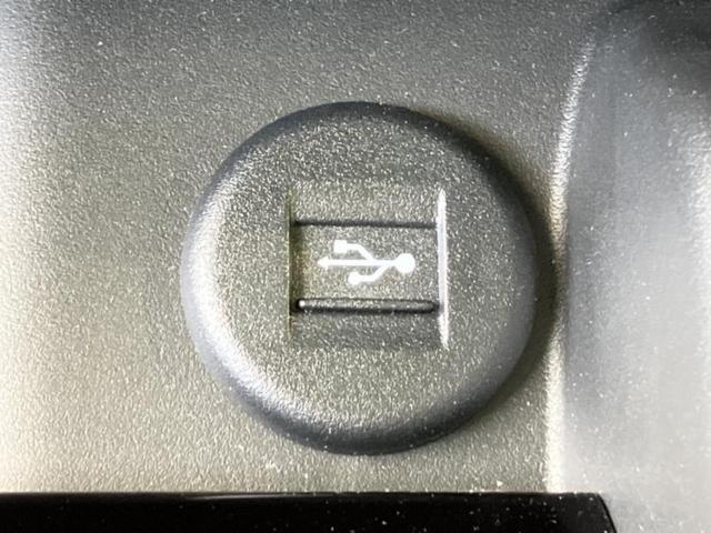 スペーシアカスタム ハイブリッドＸＳ　保証書／純正　９インチ　ＳＤナビ／両側電動スライドドア／シートヒーター／全方位モニター用カメラ／シート　ハーフレザー／ヘッドランプ　ＬＥＤ／ＥＢＤ付ＡＢＳ／アイドリングストップ　全周囲カメラ（42枚目）