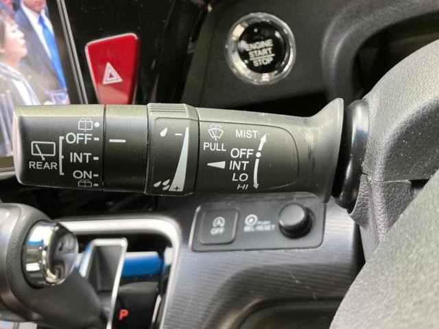 ステップワゴンスパーダ スパーダクールスピリット・ＨＳブラックスタイル　新品タイヤ／保証書／純正　１０インチ　ＳＤナビ／フリップダウンモニター　純正　１１．６インチ／ホンダセンシング／両側電動スライドドア／シートヒーター　前席／車線逸脱防止支援システム　バックカメラ（17枚目）