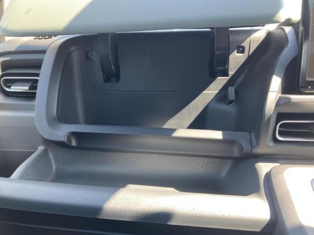 フリード クロスター　保証書／純正　８インチ　ナビ／ホンダセンシング／両側電動スライドドア／シートヒーター　前席／車線逸脱防止支援システム／シート　ハーフレザー／登録済未使用車／ヘッドランプ　ＬＥＤ　衝突被害軽減システム（30枚目）