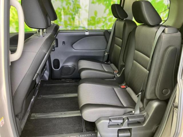 セレナ eパワーハイウェイスターV 保証書/純正 9インチ SDナビ/フリップダウンモニター/インテリジェントルームミラー/エマージェンシーブレーキ/両側電動スライドドア/アラウンドビューモニター/車線逸脱防止支援システム 全周囲カメラ(8枚目)