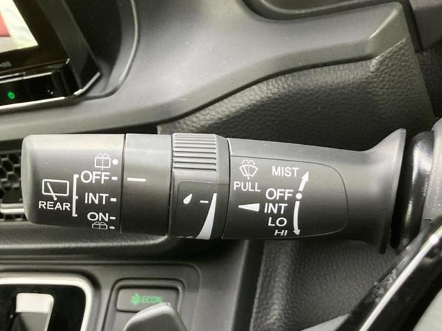 ステップワゴン スパーダ　保証書／純正　１１インチ　ナビ／フリップダウンモニター　純正　１５．６インチ／ホンダセンシング／両側電動スライドドア／シートヒーター　前席／車線逸脱防止支援システム／シート　ハーフレザー　バックカメラ（16枚目）