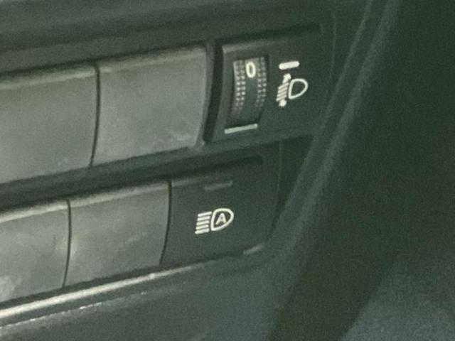 ヤリスクロス ハイブリッドＸ　保証書／衝突安全装置／車線逸脱防止支援システム／ヘッドランプ　ＬＥＤ／Ｂｌｕｅｔｏｏｔｈ接続／ＥＴＣ／ＥＢＤ付ＡＢＳ／横滑り防止装置／アイドリングストップ／クルーズコントロール／バックモニター（25枚目）