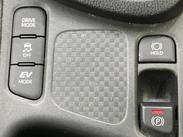 ヤリスクロス ハイブリッドＸ　保証書／衝突安全装置／車線逸脱防止支援システム／ヘッドランプ　ＬＥＤ／Ｂｌｕｅｔｏｏｔｈ接続／ＥＴＣ／ＥＢＤ付ＡＢＳ／横滑り防止装置／アイドリングストップ／クルーズコントロール／バックモニター（26枚目）