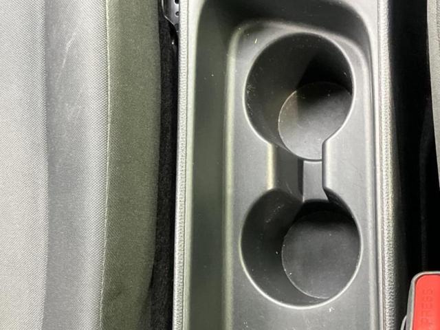 ヤリスクロス ハイブリッドＸ　保証書／衝突安全装置／車線逸脱防止支援システム／ヘッドランプ　ＬＥＤ／Ｂｌｕｅｔｏｏｔｈ接続／ＥＴＣ／ＥＢＤ付ＡＢＳ／横滑り防止装置／アイドリングストップ／クルーズコントロール／バックモニター（29枚目）