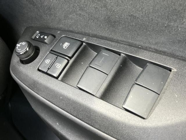 ヤリスクロス ハイブリッドＸ　保証書／衝突安全装置／車線逸脱防止支援システム／ヘッドランプ　ＬＥＤ／Ｂｌｕｅｔｏｏｔｈ接続／ＥＴＣ／ＥＢＤ付ＡＢＳ／横滑り防止装置／アイドリングストップ／クルーズコントロール／バックモニター（33枚目）