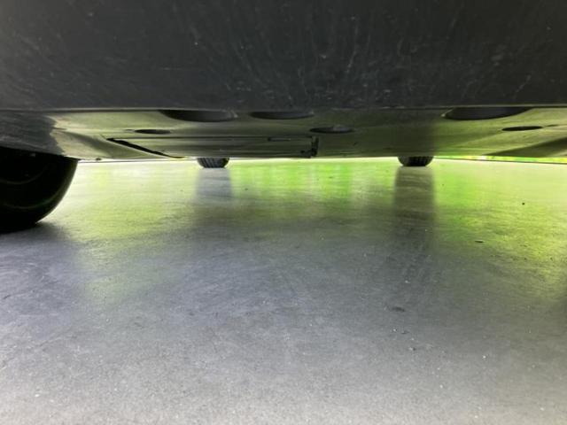 ヤリスクロス ハイブリッドＸ　保証書／衝突安全装置／車線逸脱防止支援システム／ヘッドランプ　ＬＥＤ／Ｂｌｕｅｔｏｏｔｈ接続／ＥＴＣ／ＥＢＤ付ＡＢＳ／横滑り防止装置／アイドリングストップ／クルーズコントロール／バックモニター（40枚目）