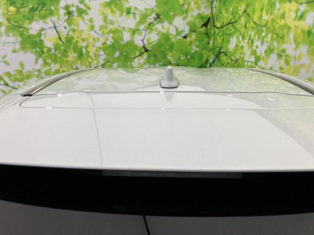 ヤリスクロス ハイブリッドＸ　保証書／衝突安全装置／車線逸脱防止支援システム／ヘッドランプ　ＬＥＤ／Ｂｌｕｅｔｏｏｔｈ接続／ＥＴＣ／ＥＢＤ付ＡＢＳ／横滑り防止装置／アイドリングストップ／クルーズコントロール／バックモニター（41枚目）