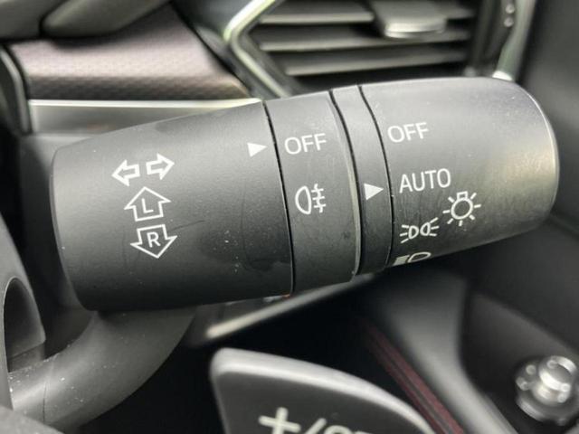 ＣＸ－５ ４ＷＤ　ＸＤブラックトーンエディション　新品タイヤ／保証書／純正　８．８インチ　メモリーナビ／アイアクティブセンス（マツダ）／シートヒーター　前席／３６０°ビューモニター／車線逸脱防止支援システム／シート　ハーフレザー／電動バックドア（15枚目）