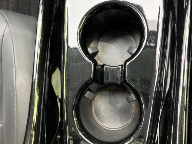 プリウス Aツーリングセレクション 純正 9インチ SDナビ/衝突安全装置/シートヒーター 前席/車線逸脱防止支援システム/シート 合皮/ヘッドランプ LED/Bluetooth接続/ETC/EBD付ABS/横滑り防止装置 バックカメラ(32枚目)