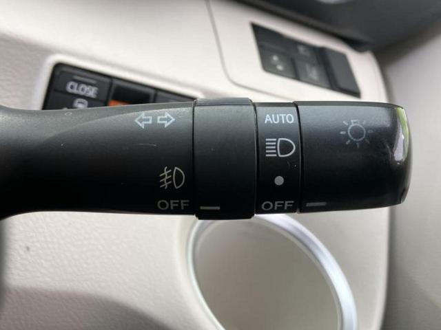 シエンタ Ｇ　新品タイヤ／保証書／社外　ＳＤナビ／フリップダウンモニター　社外　１０．１インチ／両側電動スライドドア／シートヒーター　前席／ドライブレコーダー　前後／ヘッドランプ　ＨＩＤ　バックカメラ　後席モニター（16枚目）