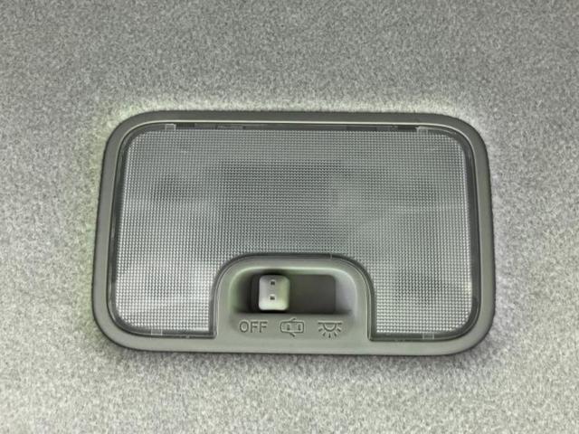 �ԑI�тɂ͂��Y�݂������̂ł��I��̓I�ȍw���܂ł͌������Ă��Ȃ����ǎԂ͋C�ɂȂ�Ƃ������q�l���劽�}�ł��I���񒆌Îԍw���̑����̂���`���������Ă��������I