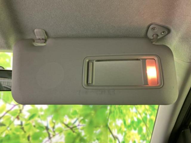 ベリーサ Ｃ　ＥＢＤ付ＡＢＳ／エアバッグ　運転席／エアバッグ　助手席／パワーウインドウ／キーレスエントリー／オートエアコン／パワーステアリング／ワンオーナー／取扱説明書／ユーザー買取車／ＣＤ／ラジオ（31枚目）