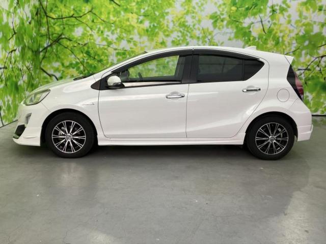 アクア Sスタイルブラック 新品タイヤ/モデリスタエアロ/保証書/衝突安全装置/車線逸脱防止支援システム/ヘッドランプ LED/Bluetooth接続/ETC/EBD付ABS/横滑り防止装置/アイドリングストップ フルエアロ(2枚目)