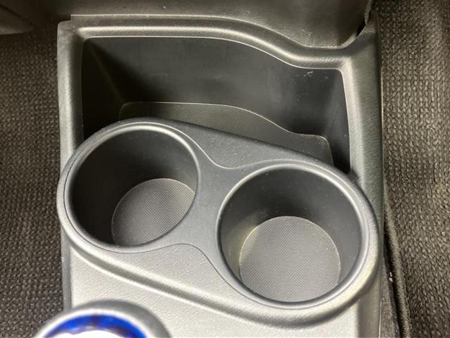 アクア Sスタイルブラック 新品タイヤ/モデリスタエアロ/保証書/衝突安全装置/車線逸脱防止支援システム/ヘッドランプ LED/Bluetooth接続/ETC/EBD付ABS/横滑り防止装置/アイドリングストップ フルエアロ(28枚目)