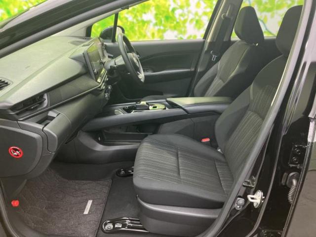 ノート Ｘ　保証書／純正　９インチ　メモリーナビ／インテリジェントルームミラー／エマージェンシーブレーキ／アラウンドビューモニター／車線逸脱防止支援システム／ヘッドランプ　ＬＥＤ／ＵＳＢジャック　全周囲カメラ（7枚目）