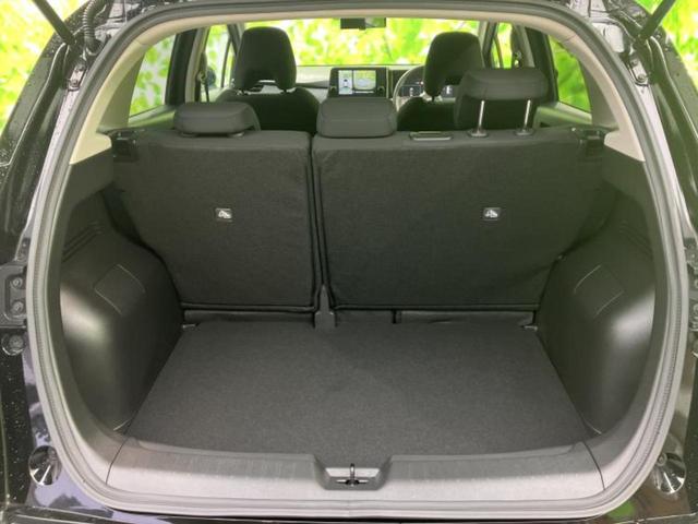 ノート Ｘ　保証書／純正　９インチ　メモリーナビ／インテリジェントルームミラー／エマージェンシーブレーキ／アラウンドビューモニター／車線逸脱防止支援システム／ヘッドランプ　ＬＥＤ／ＵＳＢジャック　全周囲カメラ（19枚目）