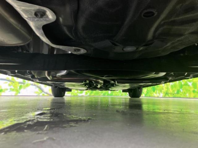 ノート Ｘ　保証書／純正　９インチ　メモリーナビ／インテリジェントルームミラー／エマージェンシーブレーキ／アラウンドビューモニター／車線逸脱防止支援システム／ヘッドランプ　ＬＥＤ／ＵＳＢジャック　全周囲カメラ（46枚目）