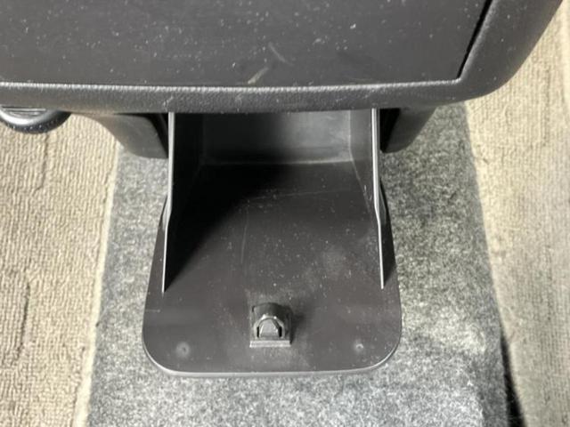 カスタムＸ　保証書／ヘッドランプ　ＨＩＤ／ＥＴＣ／ＥＢＤ付ＡＢＳ／エアバッグ　運転席／エアバッグ　助手席／パワーウインドウ／キーレスエントリー／オートエアコン／パワーステアリング／盗難防止システム（画像26）