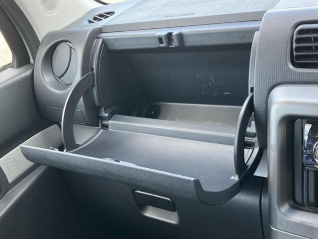カスタムＸ　保証書／ヘッドランプ　ＨＩＤ／ＥＴＣ／ＥＢＤ付ＡＢＳ／エアバッグ　運転席／エアバッグ　助手席／パワーウインドウ／キーレスエントリー／オートエアコン／パワーステアリング／盗難防止システム（画像27）