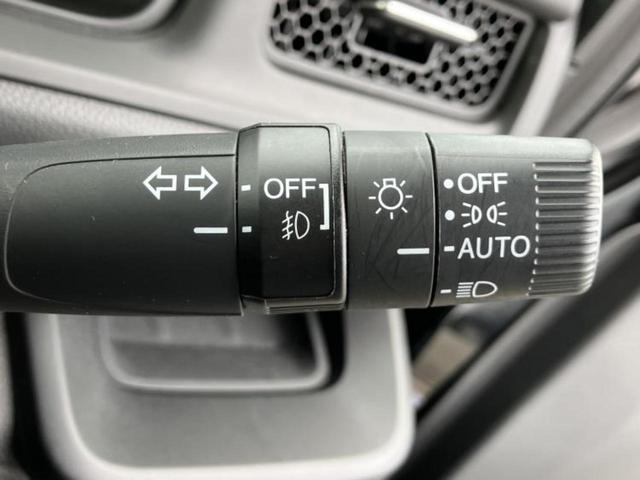 ｅＨＥＶスパーダ　保証書／純正　１１インチ　ＳＤナビ／衝突安全装置／両側電動スライドドア／シートヒーター／車線逸脱防止支援システム／シート　ハーフレザー／電動バックドア／ドライブレコーダー　前後（画像16）